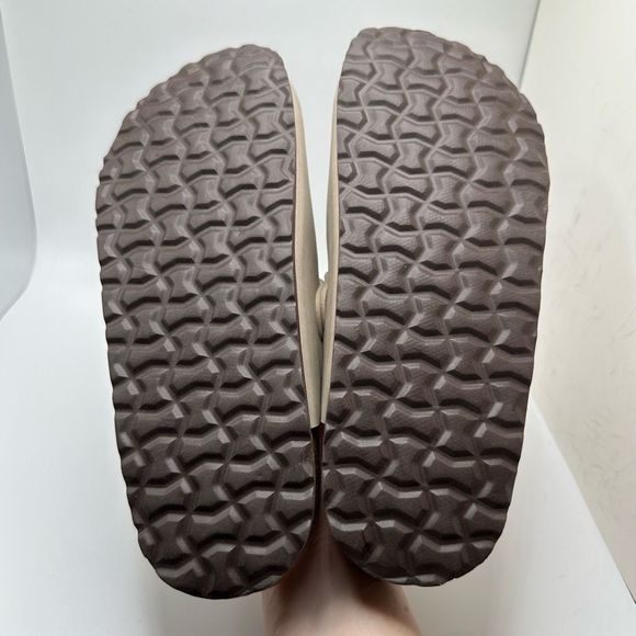 CUSHIONAIRE Women's Cork Footbed Clog 9.5 SAND - Picture 5 of 7